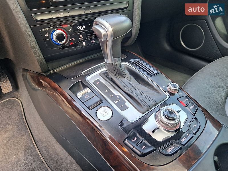 Седан Audi A4 2012 в Дніпрі