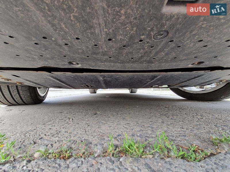 Седан Audi A4 2012 в Дніпрі