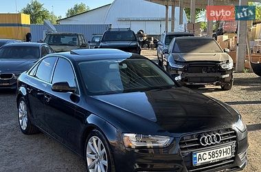 Седан Audi A4 2012 в Луцьку