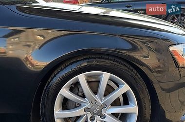 Седан Audi A4 2012 в Луцьку