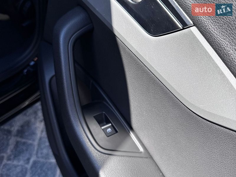 Універсал Audi A4 2018 в Коростишеві