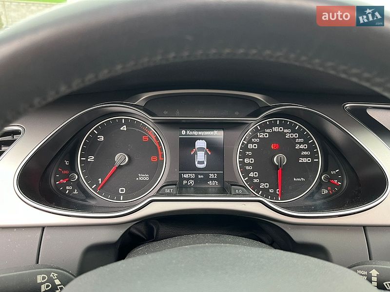 Седан Audi A4 2014 в Кропивницькому