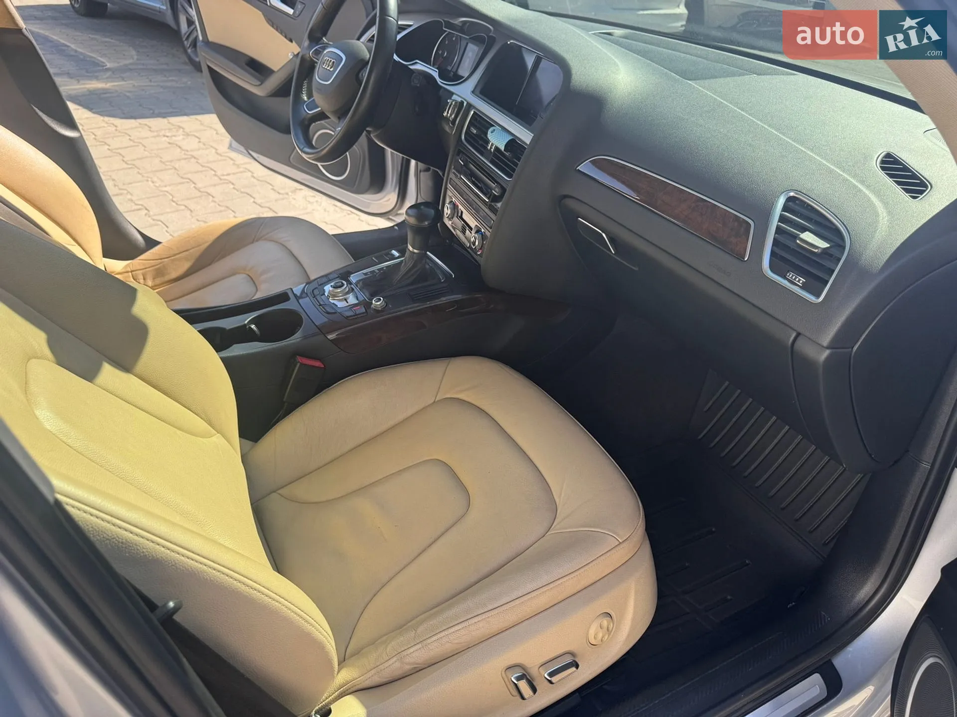 2015 Audi A4 - мініатюра 32