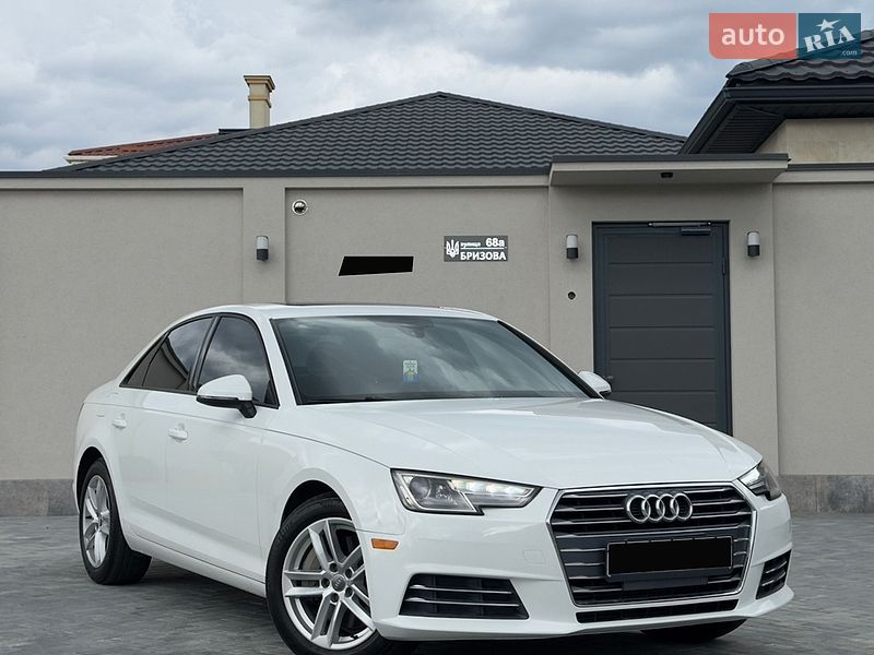 Седан Audi A4 2017 в Одесі