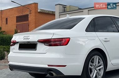 Седан Audi A4 2017 в Одесі
