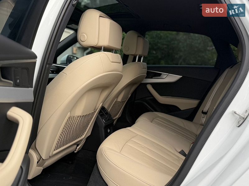Седан Audi A4 2017 в Одесі