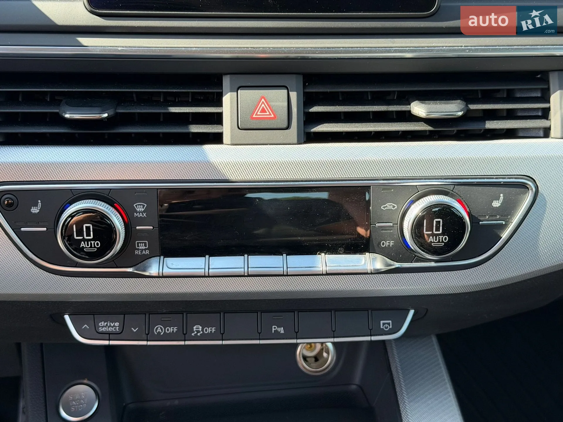 2016 Audi A4 - мініатюра 17