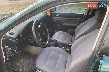 Седан Audi A4 1996 в Надвірній