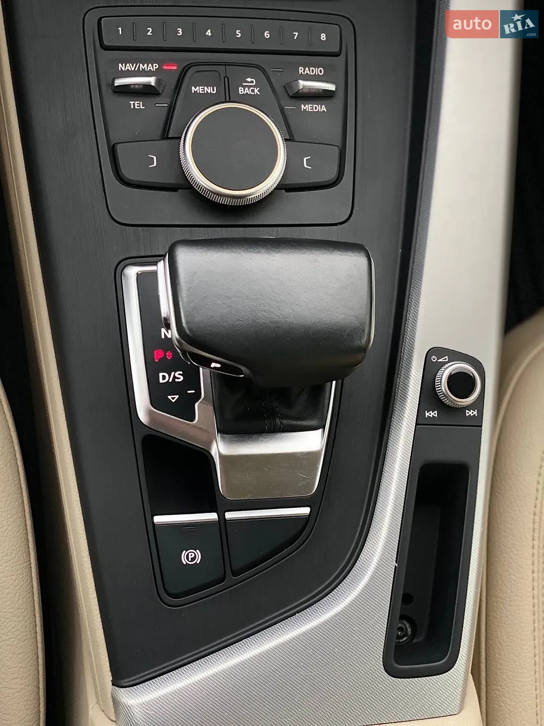 2016 Audi A4 - мініатюра 46