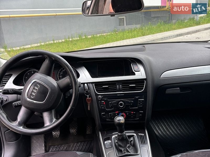 Універсал Audi A4 2008 в Новояворівську