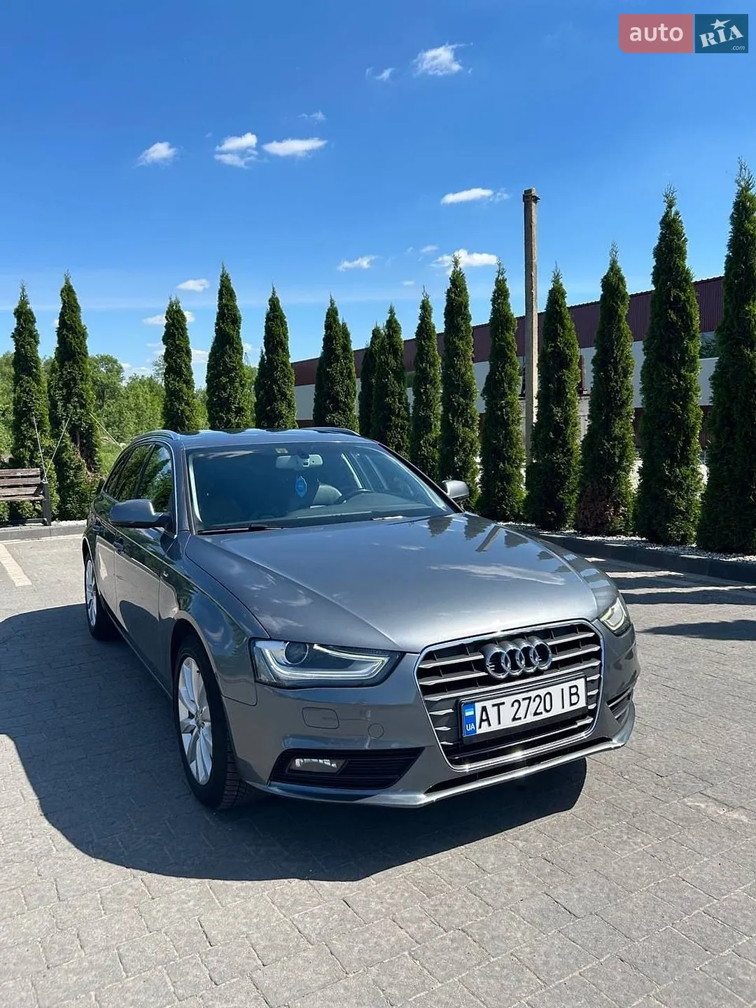 2011 Audi A4 - фото 1