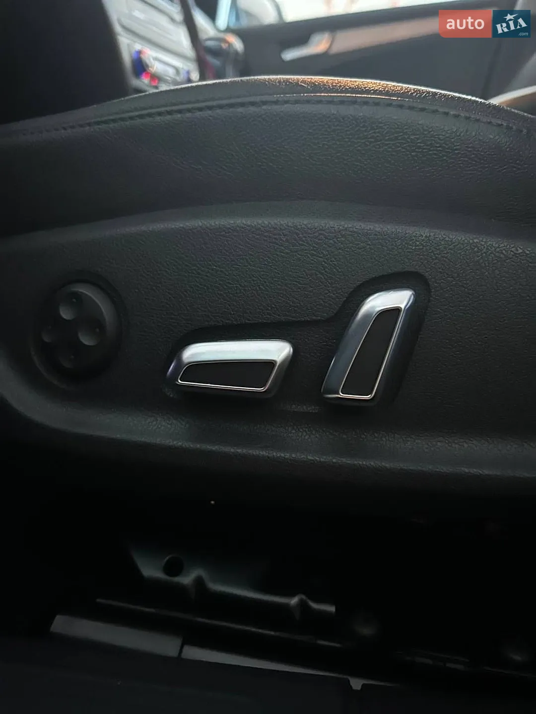 2011 Audi A4 - мініатюра 33
