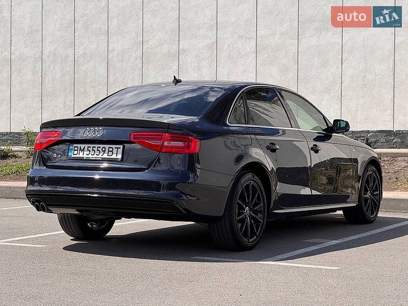Седан Audi A4 2014 в Києві