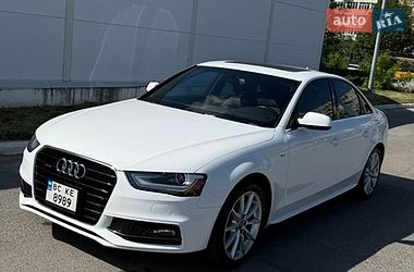 Седан Audi A4 2015 в Львове