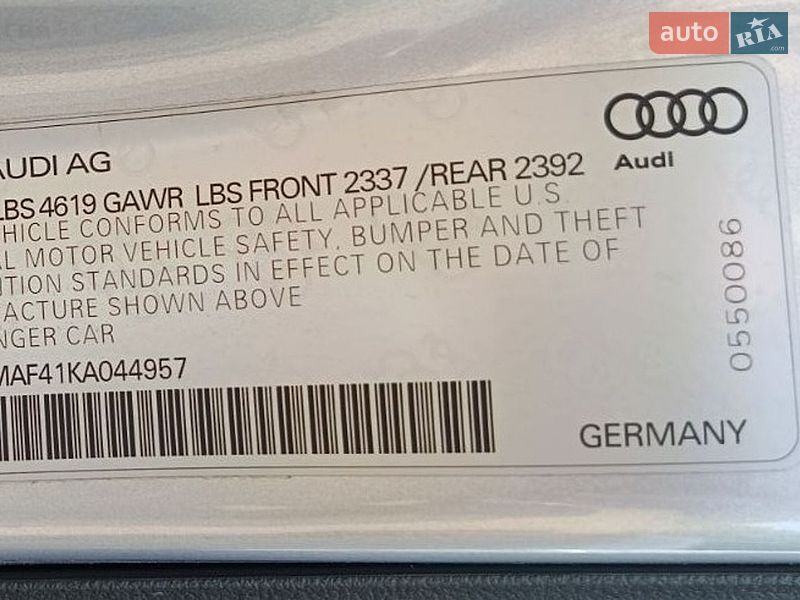 Седан Audi A4 2019 в Киеве
