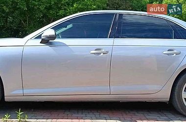 Седан Audi A4 2019 в Киеве