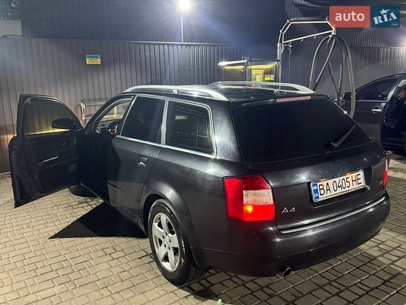Универсал Audi A4 2004 в Первомайске