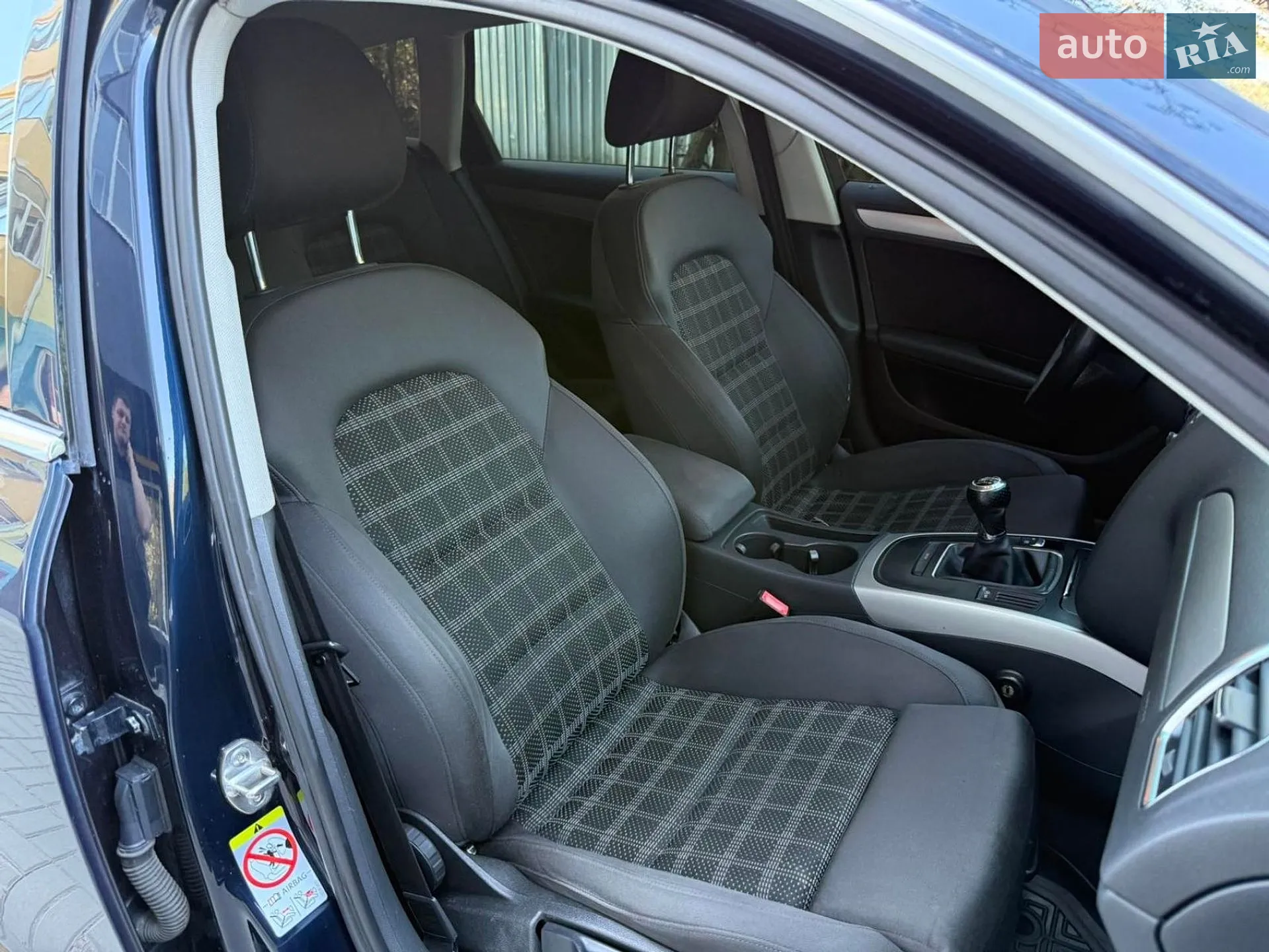 2010 Audi A4 - мініатюра 13
