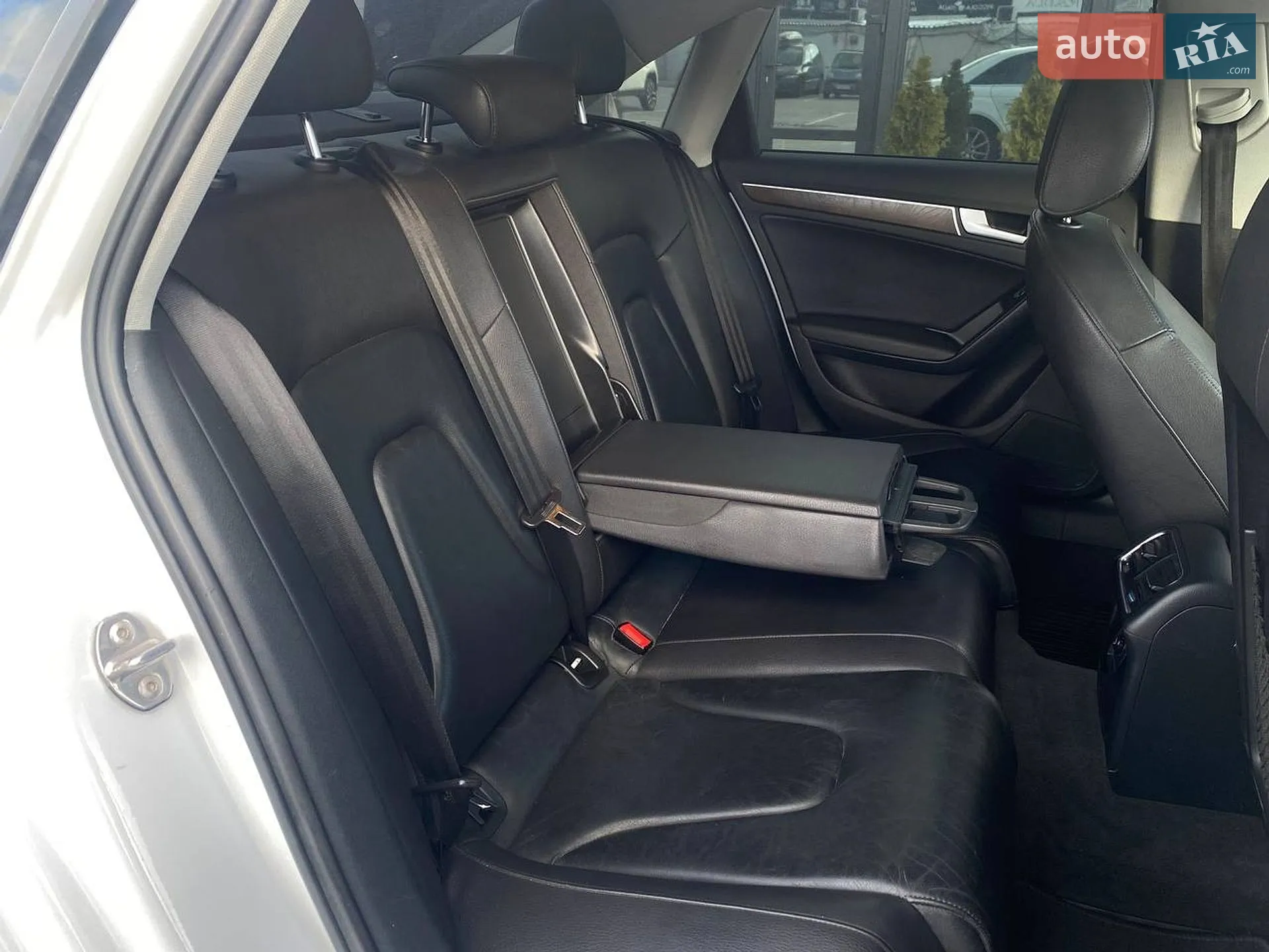 2015 Audi A4 - мініатюра 32