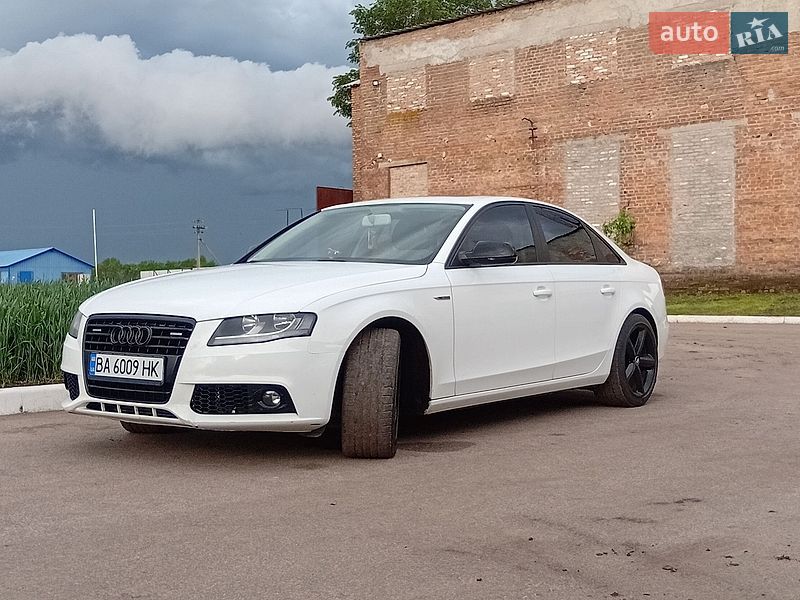 Седан Audi A4 2010 в Кропивницькому
