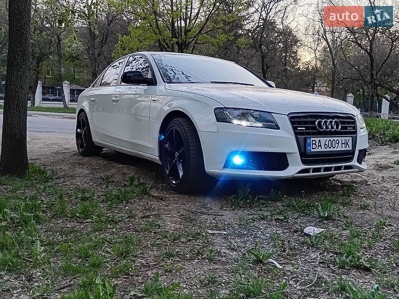 Седан Audi A4 2010 в Кропивницькому