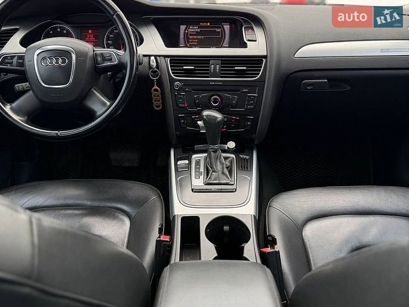 Седан Audi A4 2010 в Кропивницькому