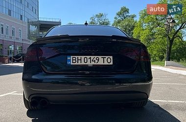 Седан Audi A4 2011 в Одессе