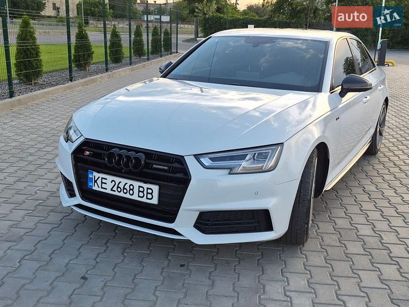 2018 Audi A4, VIN WAUFNAF49JA210830:plate — фото 1 (autoria)