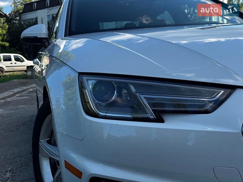 Седан Audi A4 2018 в Києві