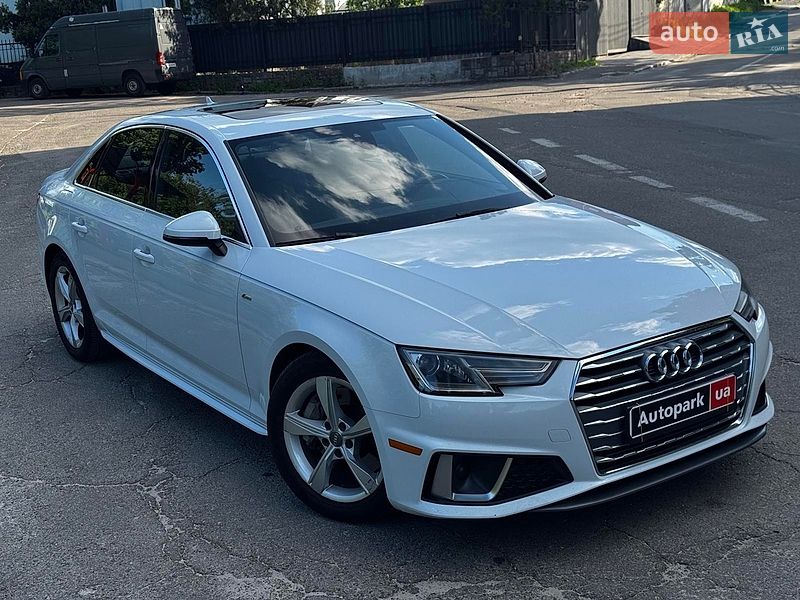 Седан Audi A4 2018 в Києві