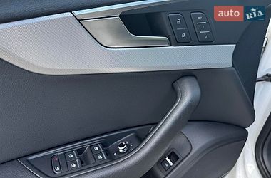Седан Audi A4 2018 в Києві