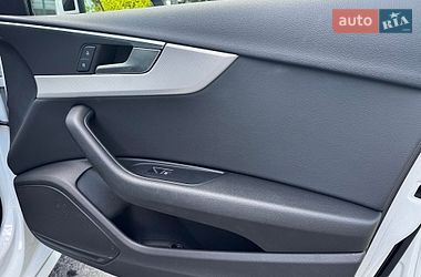 Седан Audi A4 2018 в Києві