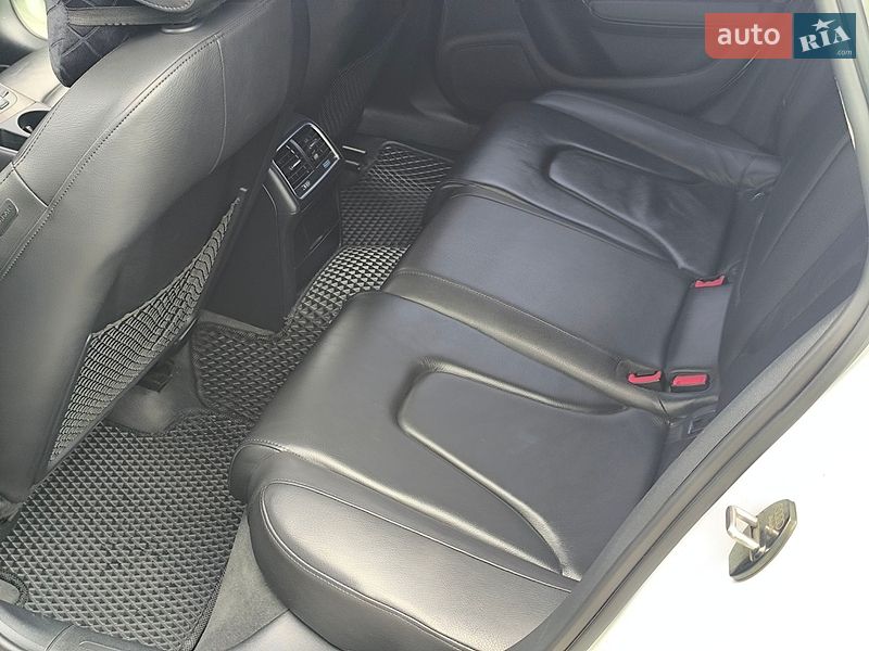 Седан Audi A4 2015 в Богородчанах