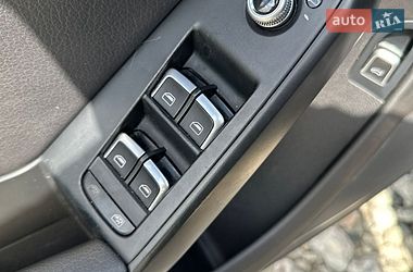 Седан Audi A4 2014 в Львові