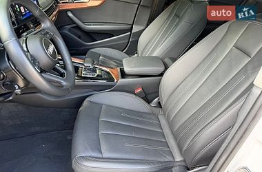 Седан Audi A4 2022 в Киеве
