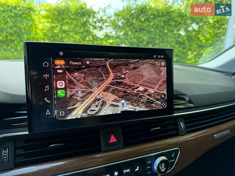 Седан Audi A4 2022 в Киеве