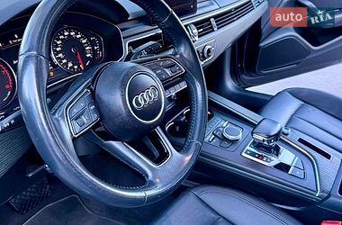 Седан Audi A4 2018 в Одессе