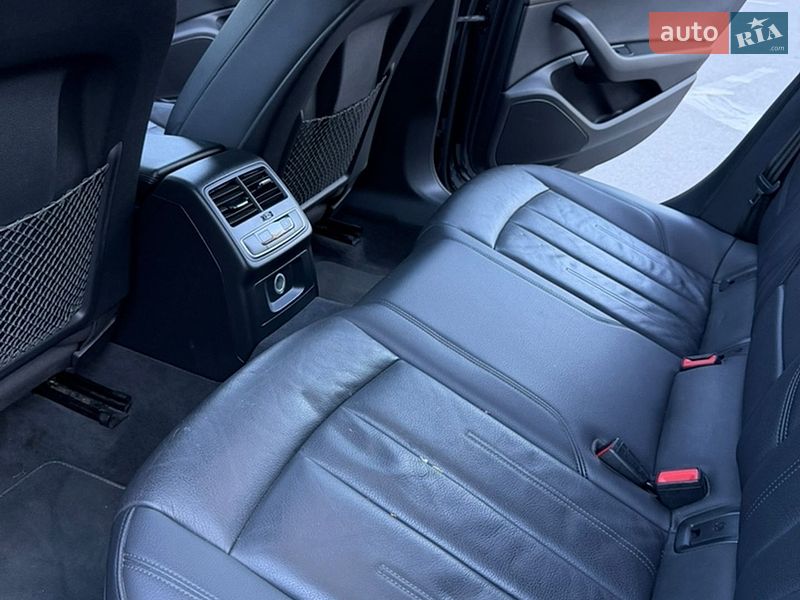 Седан Audi A4 2018 в Одессе