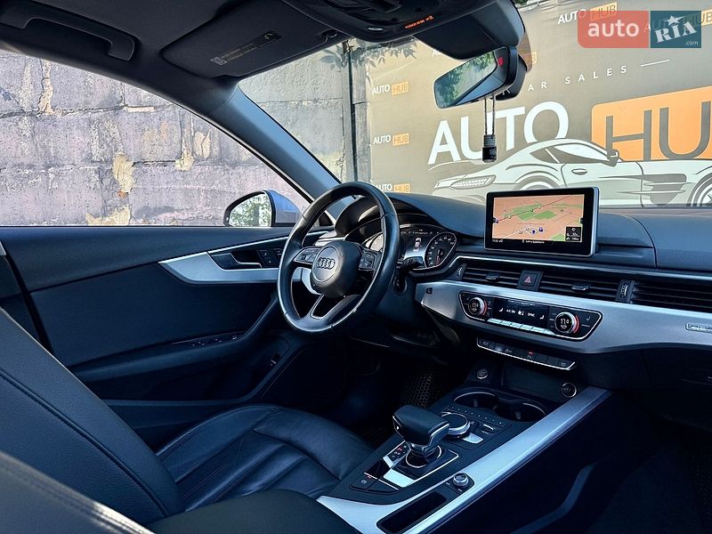 Седан Audi A4 2015 в Харькове