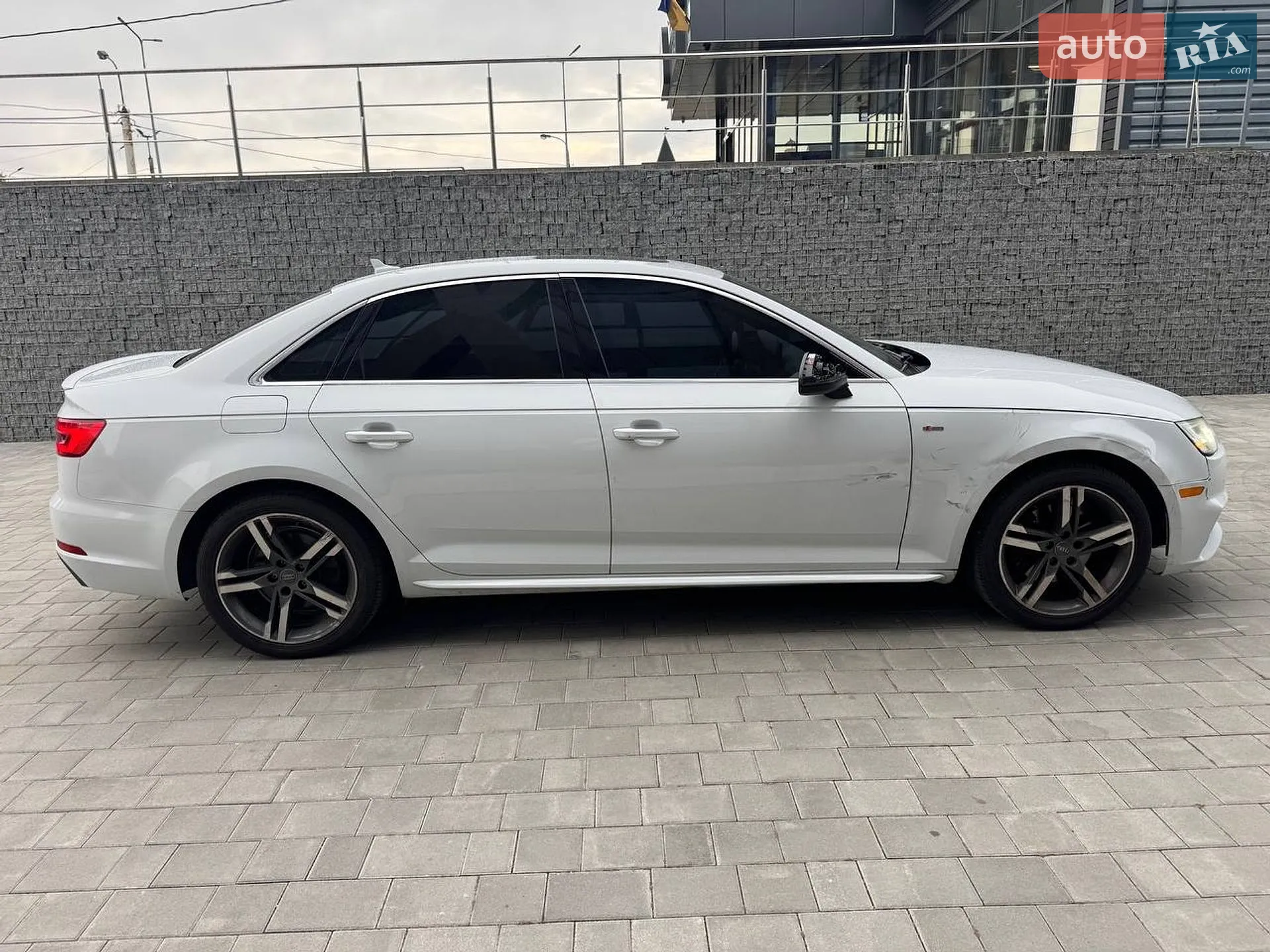 2017 Audi A4 - мініатюра 4