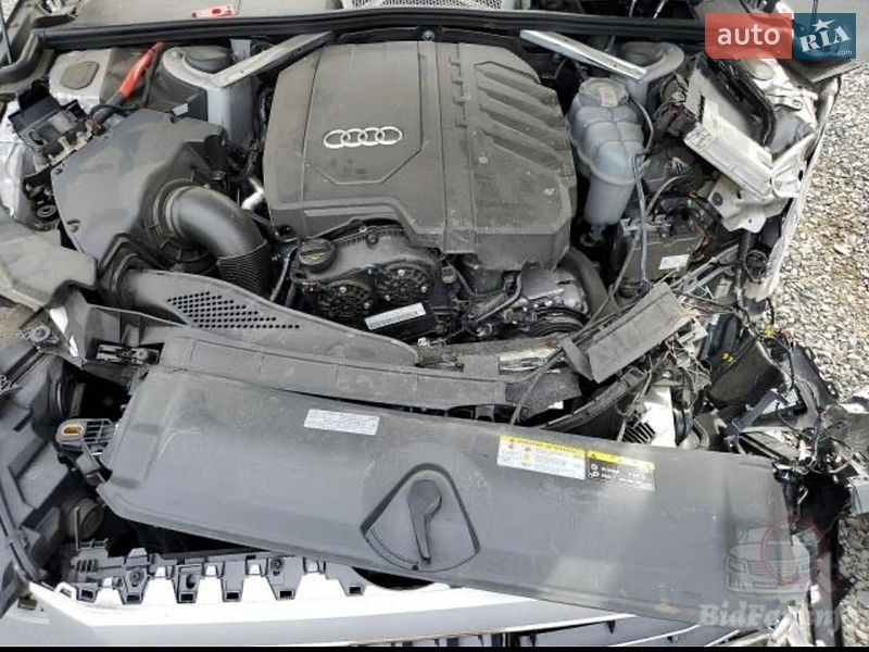 Седан Audi A4 2021 в Львові