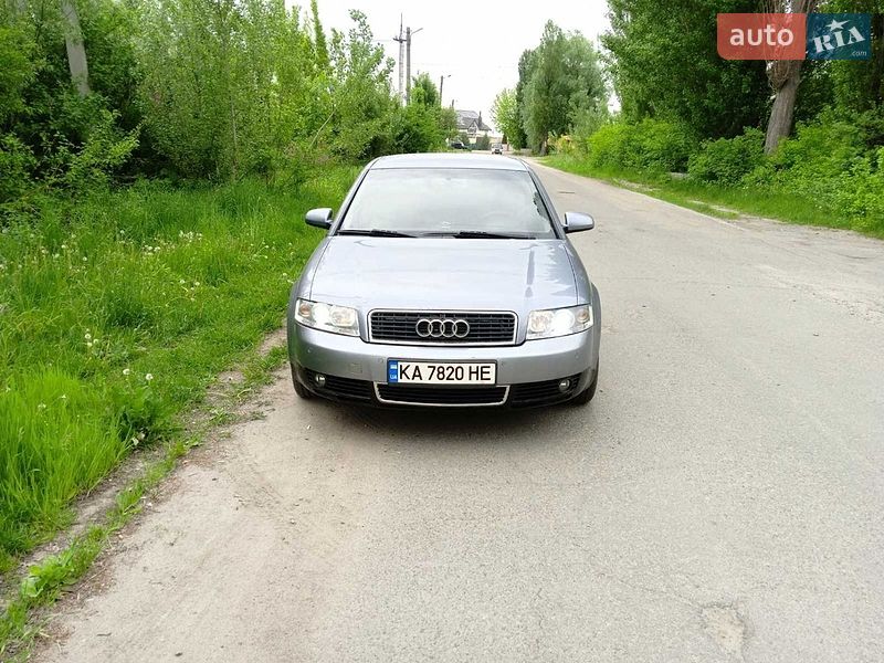 Седан Audi A4 2003 в Киеве
