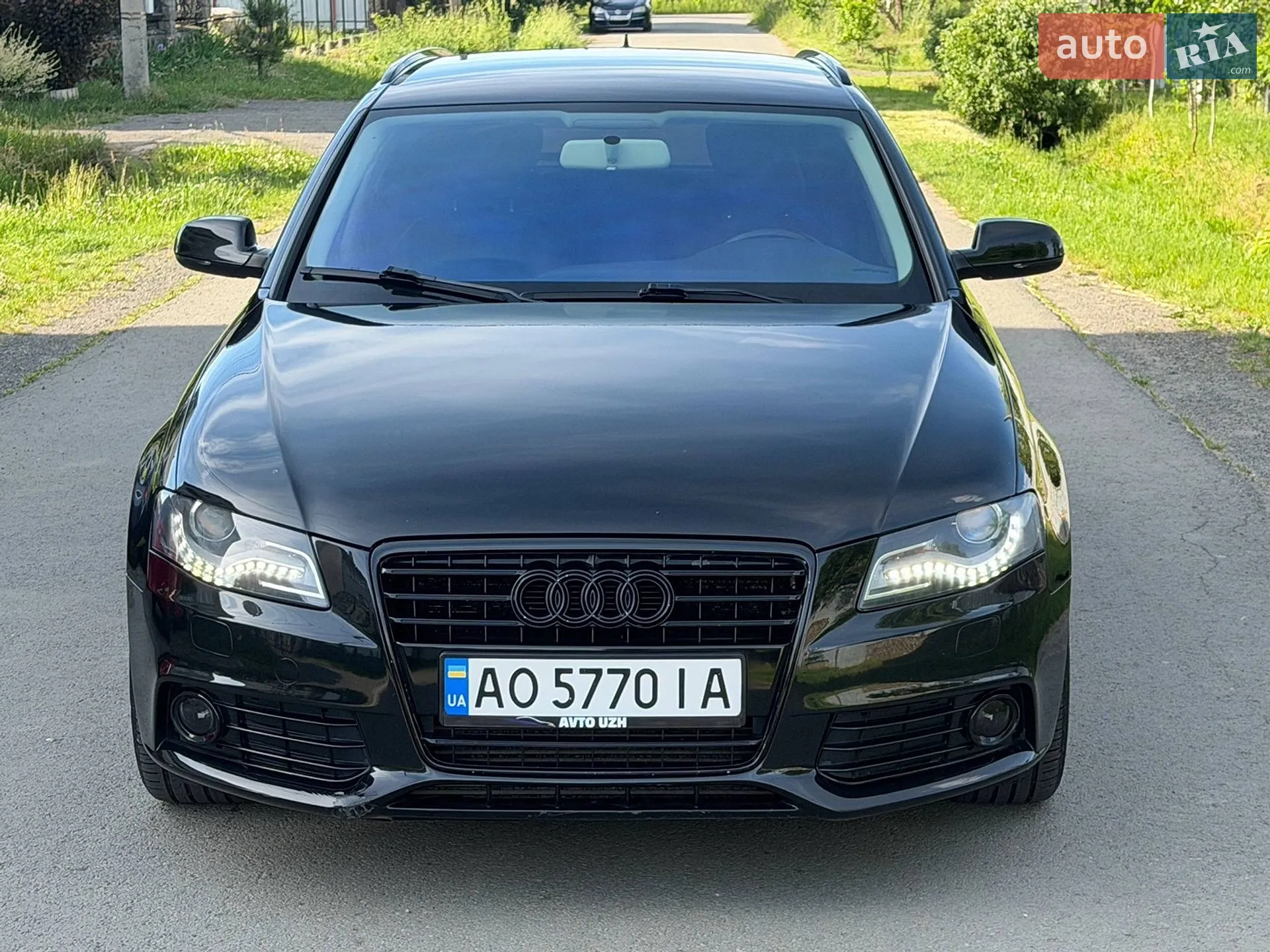 2011 Audi A4 - мініатюра 2