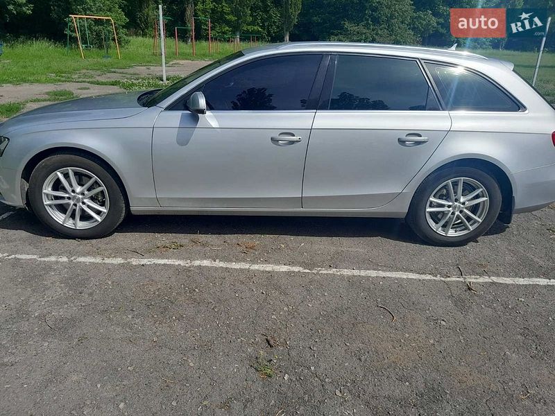 Універсал Audi A4 2012 в Прилуках