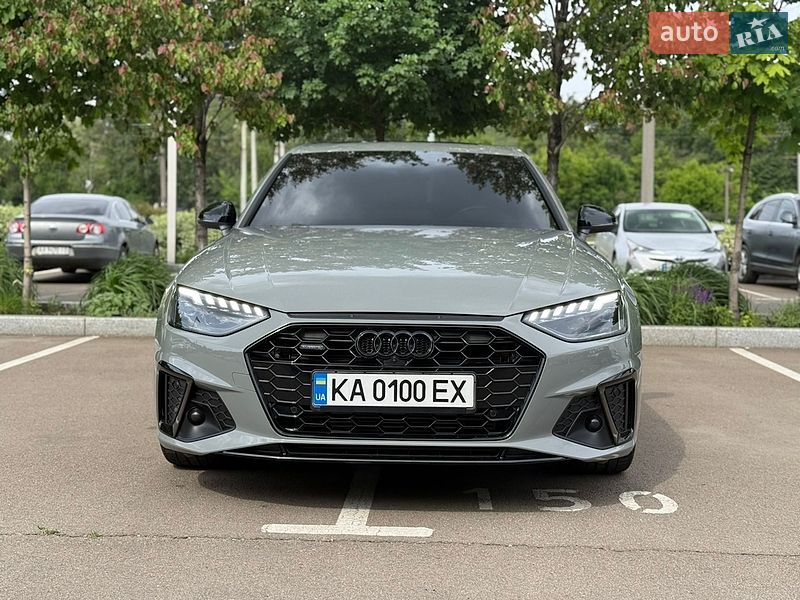 Седан Audi A4 2021 в Киеве
