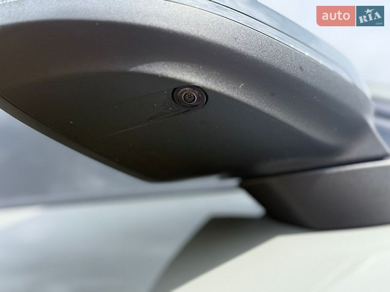Седан Audi A4 2021 в Киеве