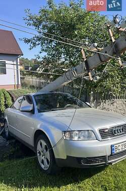Седан Audi A4 2001 в Яворове