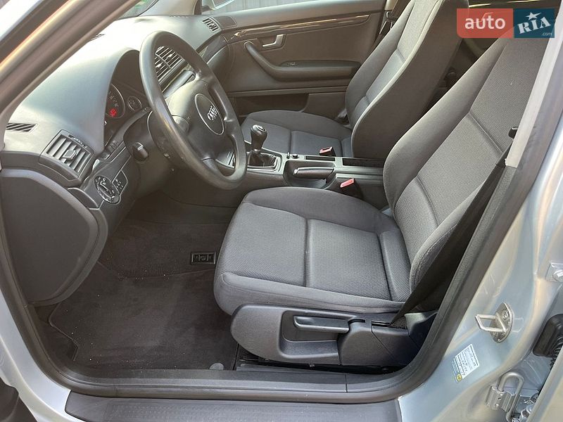 Седан Audi A4 2003 в Звягелі