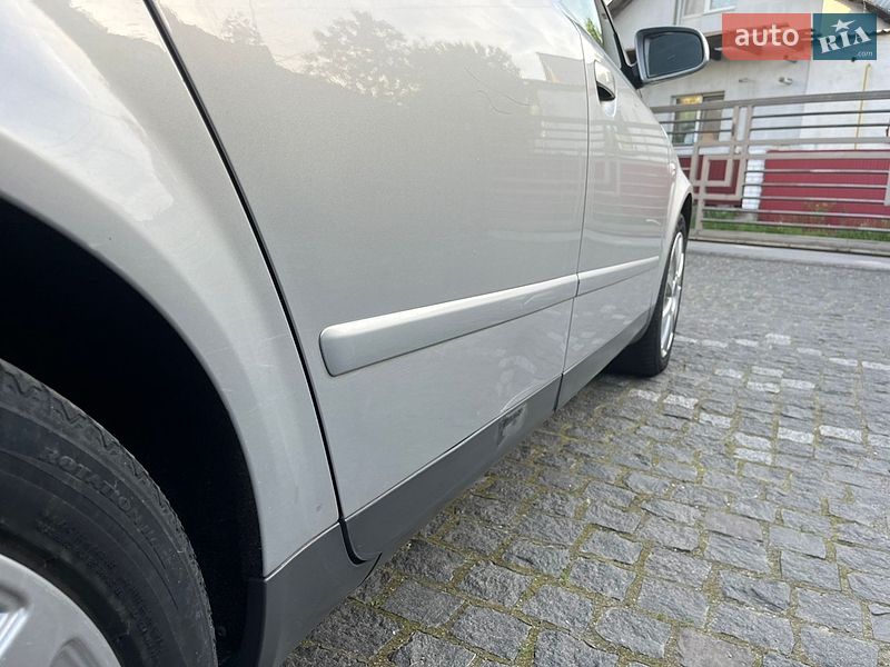 Седан Audi A4 2003 в Звягелі