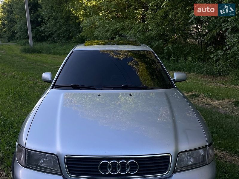 Седан Audi A4 1997 в Харкові